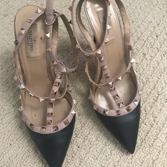 Valentino | Shoes | Black Friday Valentino Rockstud Heels | Poshmark